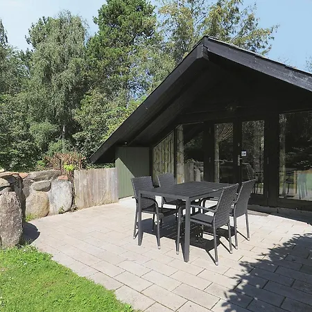 Holiday home Three-bedroom In Rodby 28 *