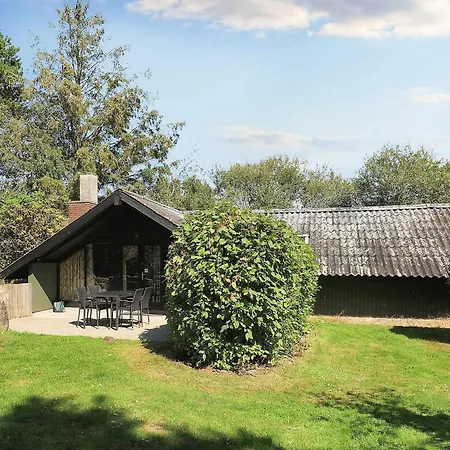 Three-bedroom In Rodby 28 Nyaraló